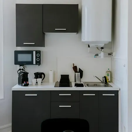 Appartement Cozy And Modern 4 Guests *