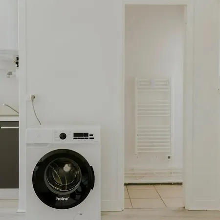 Cozy And Modern 4 Guests Appartement *